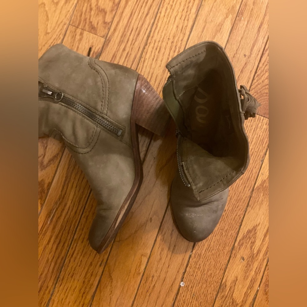 SAM EDELMAN BOOTIES
